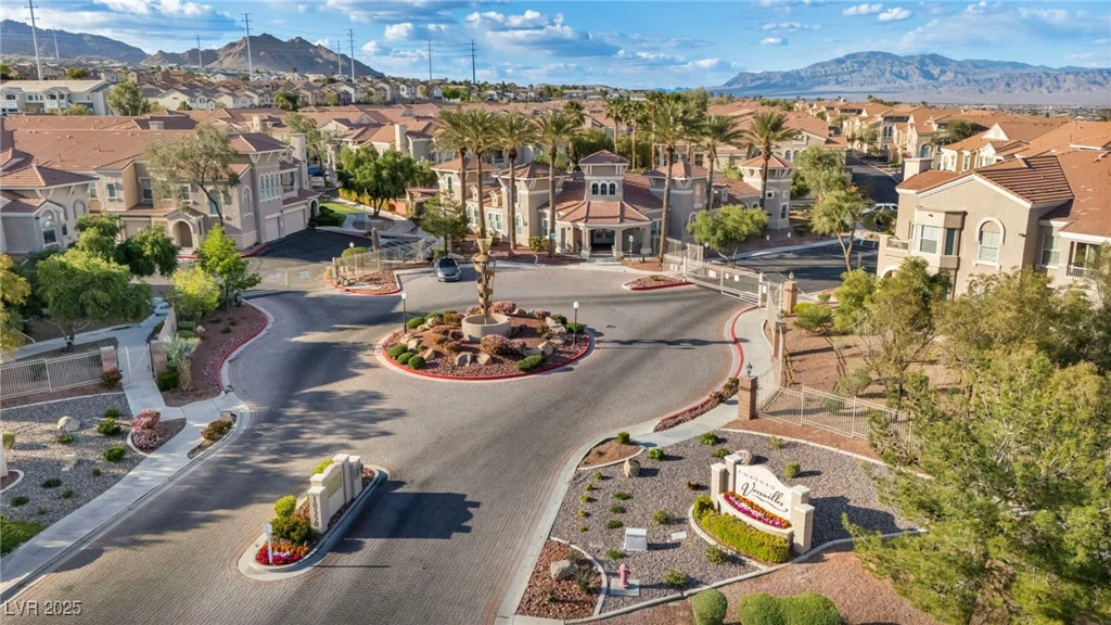 10550 Alexander, Las Vegas, NV 89129