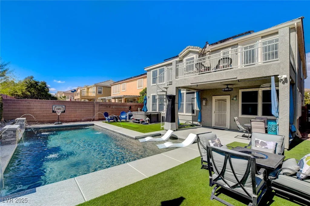 7013 Pink Flamingos, North Las Vegas, NV 89084