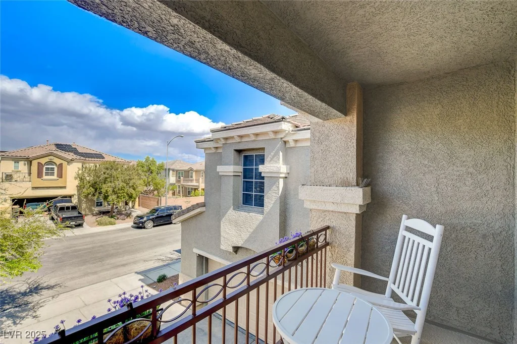7013 Pink Flamingos, North Las Vegas, NV 89084