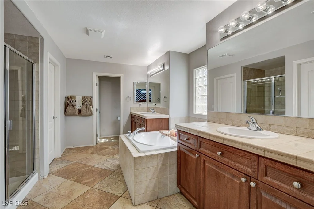 7013 Pink Flamingos, North Las Vegas, NV 89084