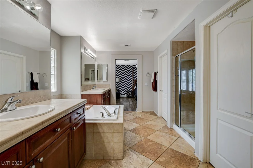 7013 Pink Flamingos, North Las Vegas, NV 89084