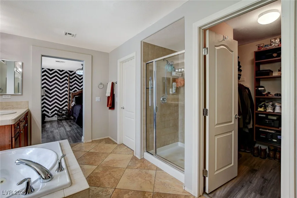 7013 Pink Flamingos, North Las Vegas, NV 89084