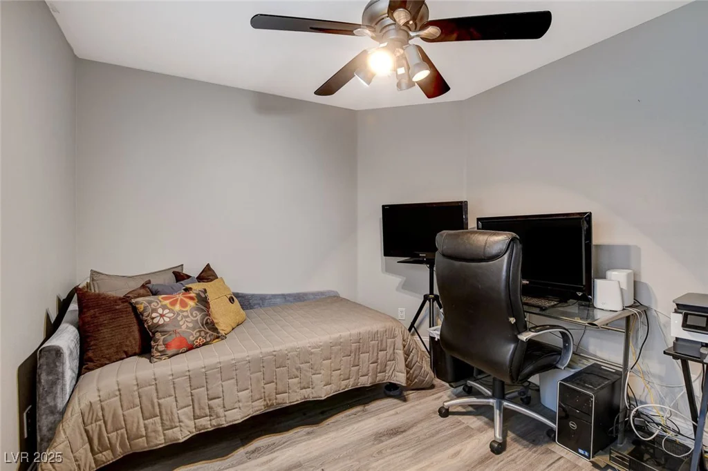 7013 Pink Flamingos, North Las Vegas, NV 89084