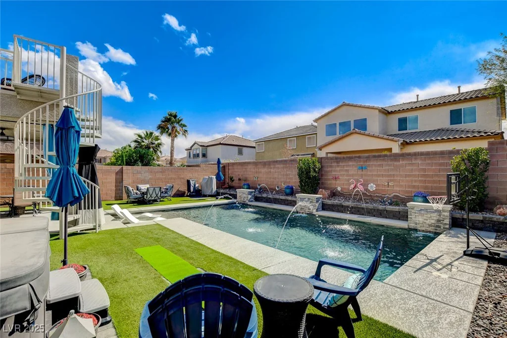 7013 Pink Flamingos, North Las Vegas, NV 89084