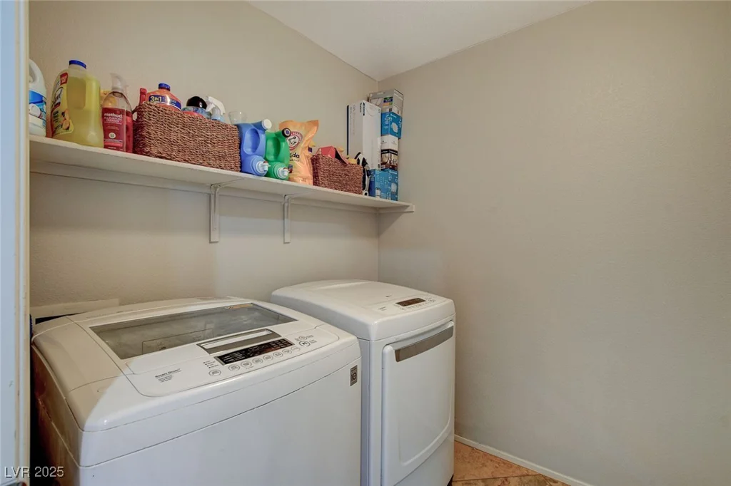 7013 Pink Flamingos, North Las Vegas, NV 89084