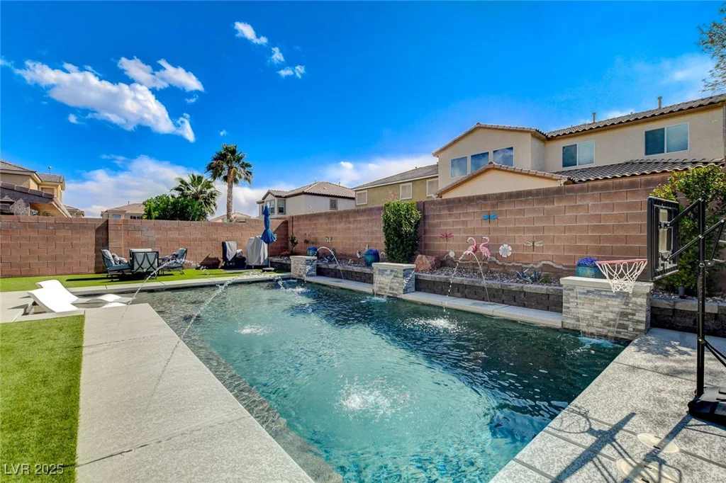 7013 Pink Flamingos, North Las Vegas, NV 89084