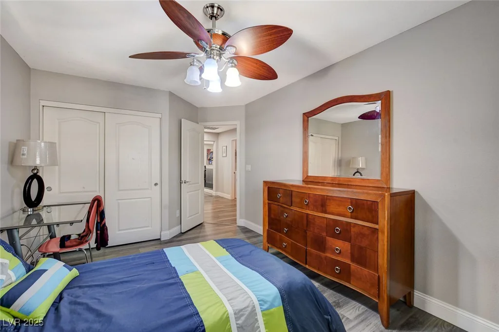7013 Pink Flamingos, North Las Vegas, NV 89084