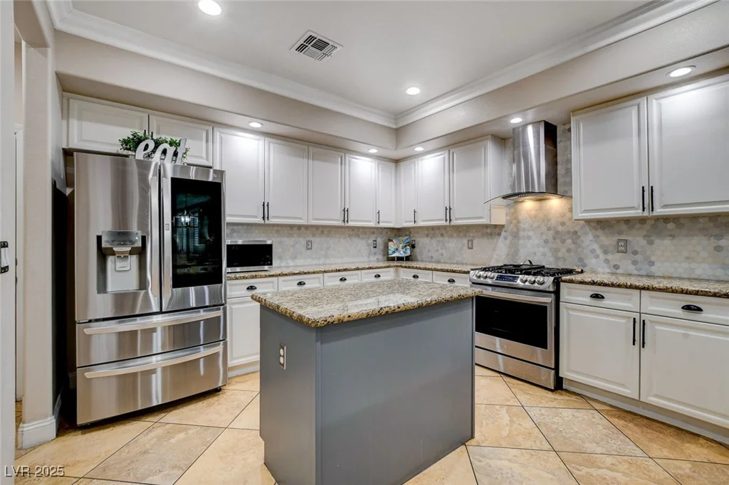 7013 Pink Flamingos, North Las Vegas, NV 89084