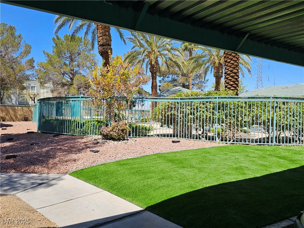 5155 Tropicana, Las Vegas, NV 89103