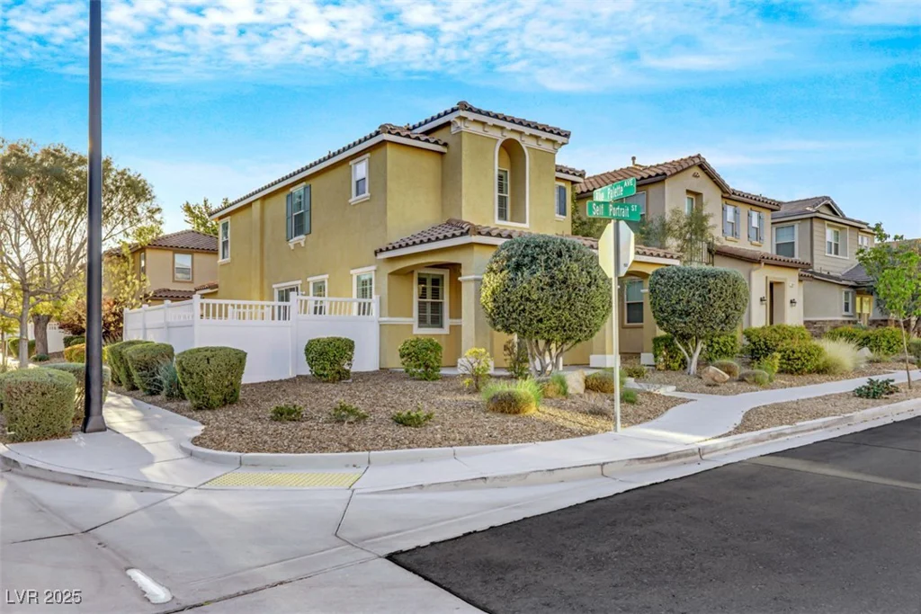 2020 Self Portrait, Henderson, NV 89044