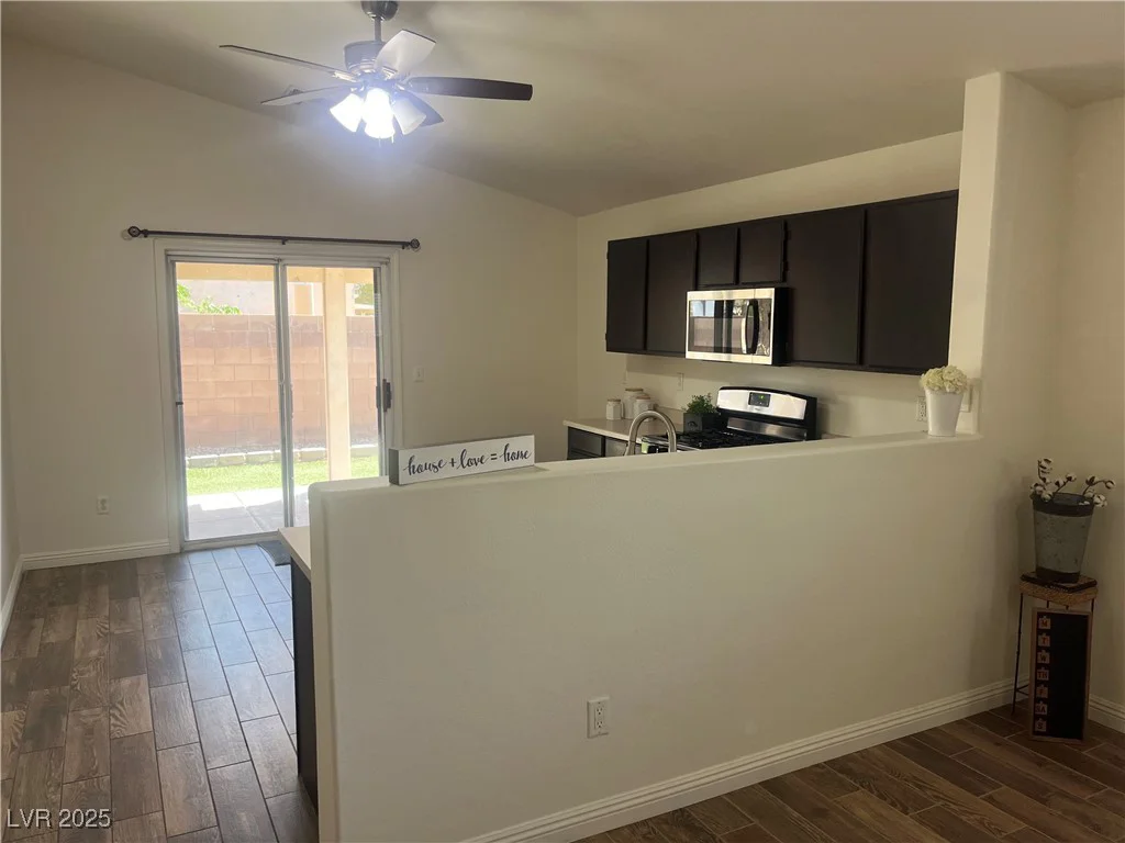 5904 Oakton, Las Vegas, NV 89130