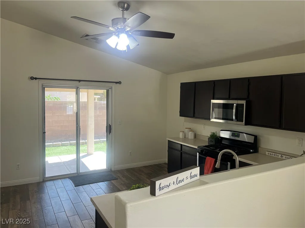 5904 Oakton, Las Vegas, NV 89130