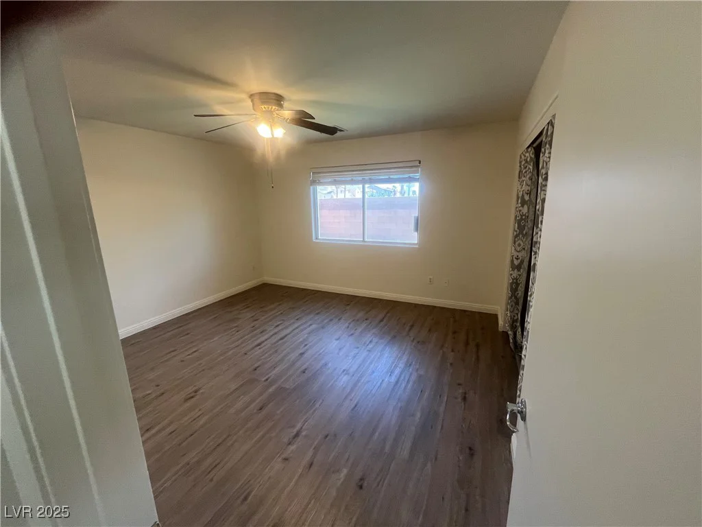5904 Oakton, Las Vegas, NV 89130