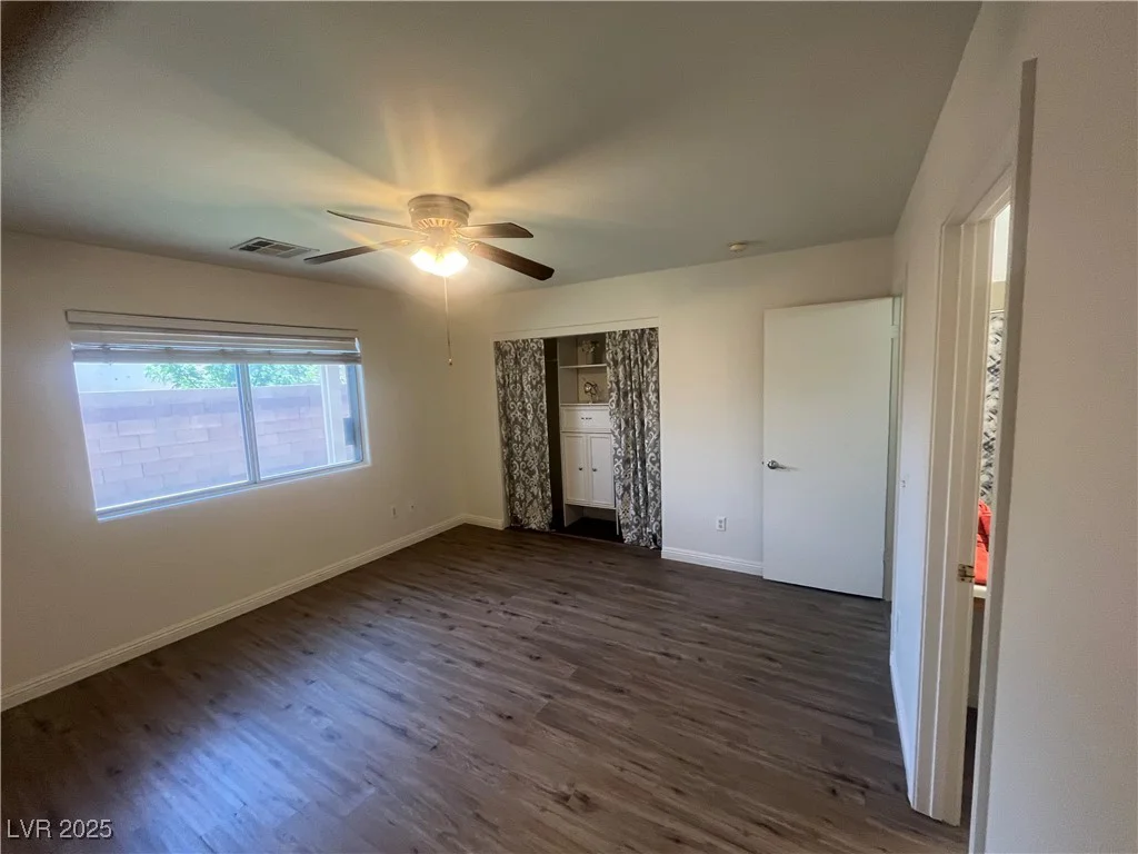 5904 Oakton, Las Vegas, NV 89130
