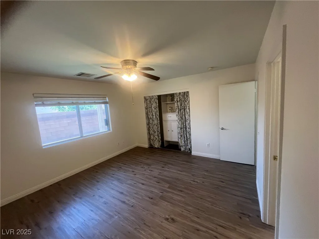 5904 Oakton, Las Vegas, NV 89130