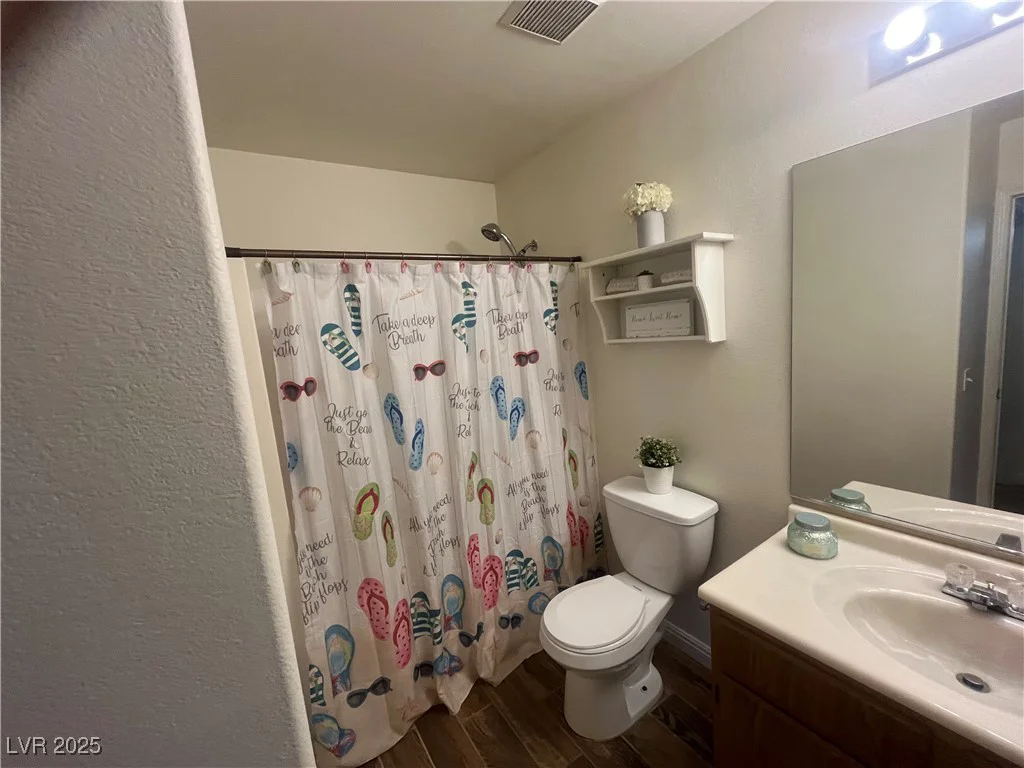 5904 Oakton, Las Vegas, NV 89130