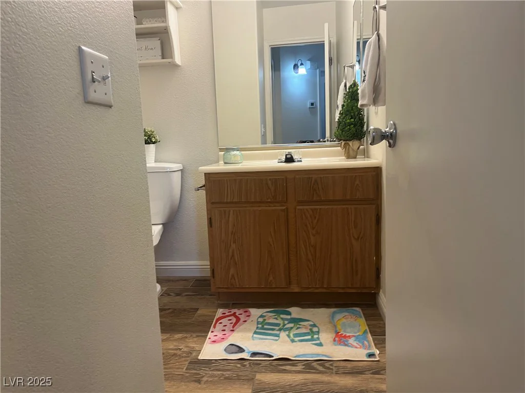 5904 Oakton, Las Vegas, NV 89130