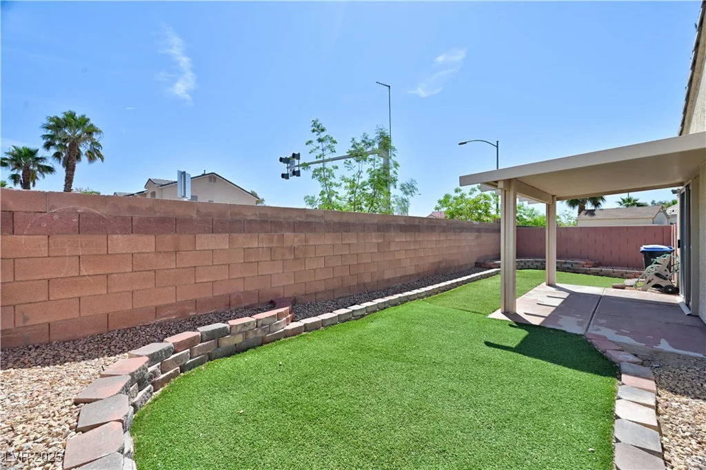 5904 Oakton, Las Vegas, NV 89130