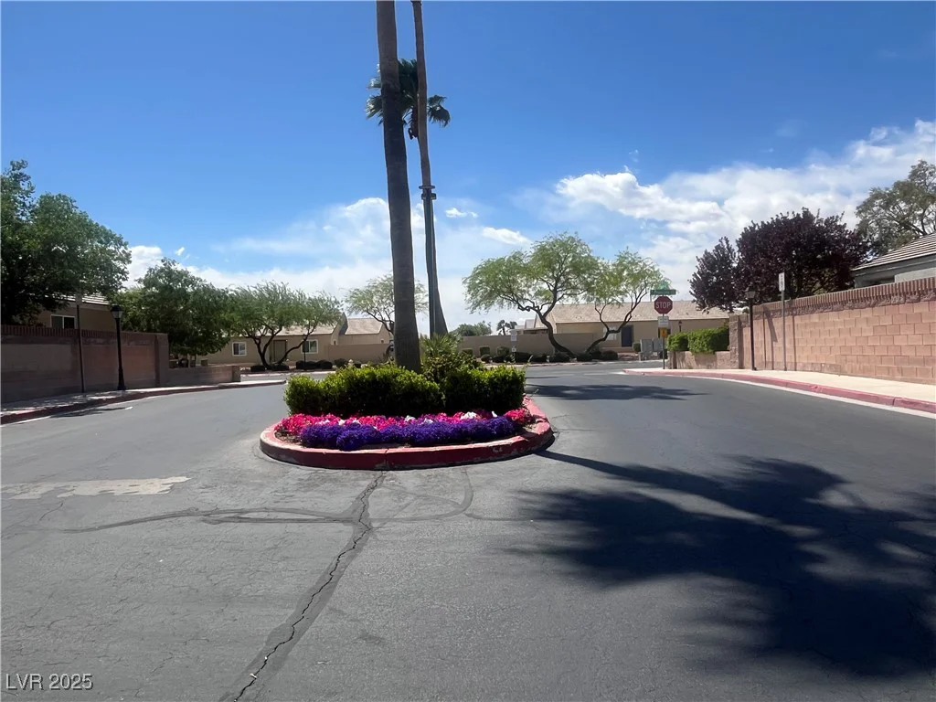 5904 Oakton, Las Vegas, NV 89130