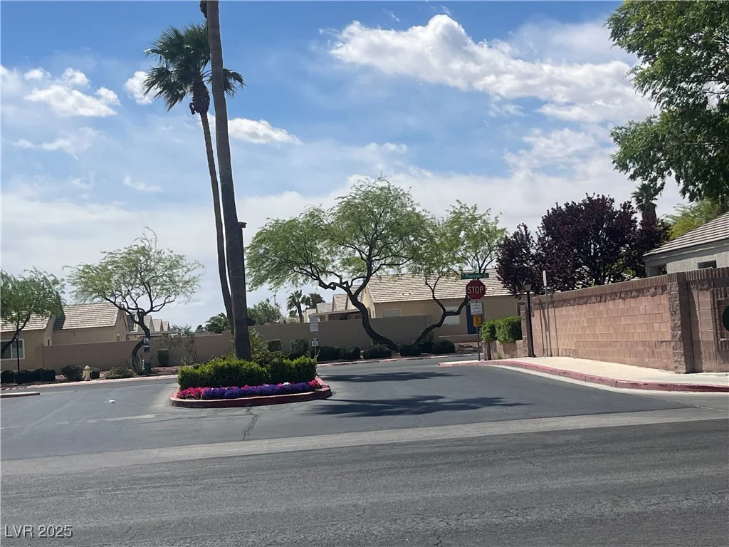 5904 Oakton, Las Vegas, NV 89130