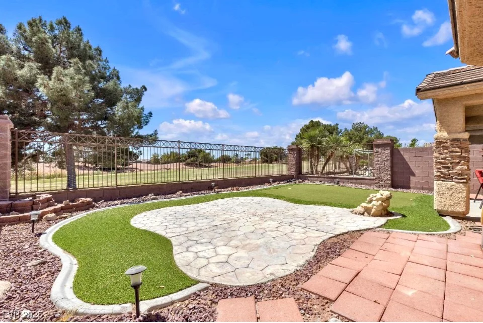 5681 Harbour Pointe, Las Vegas, NV 89122