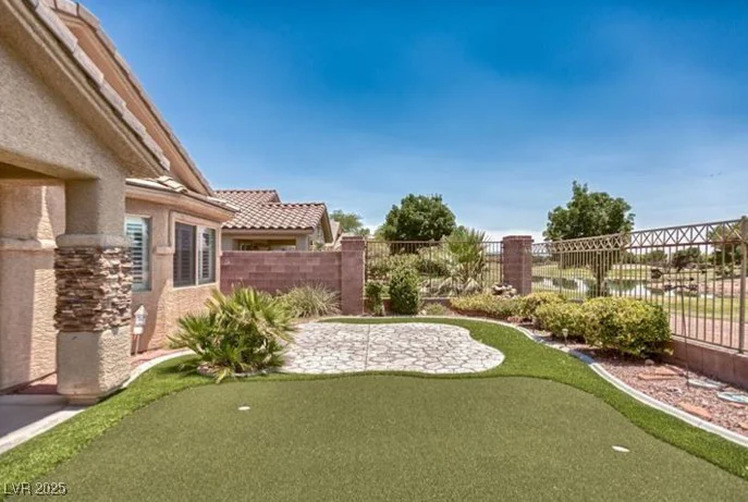 5681 Harbour Pointe, Las Vegas, NV 89122