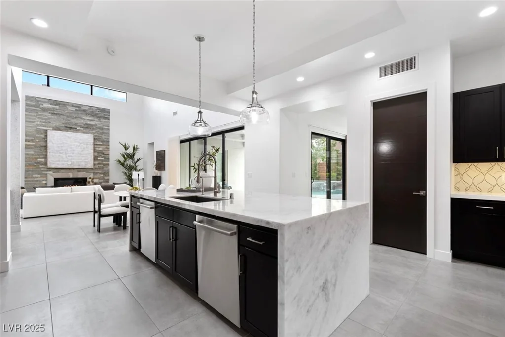 29 Owl Ridge, Las Vegas, NV 89135