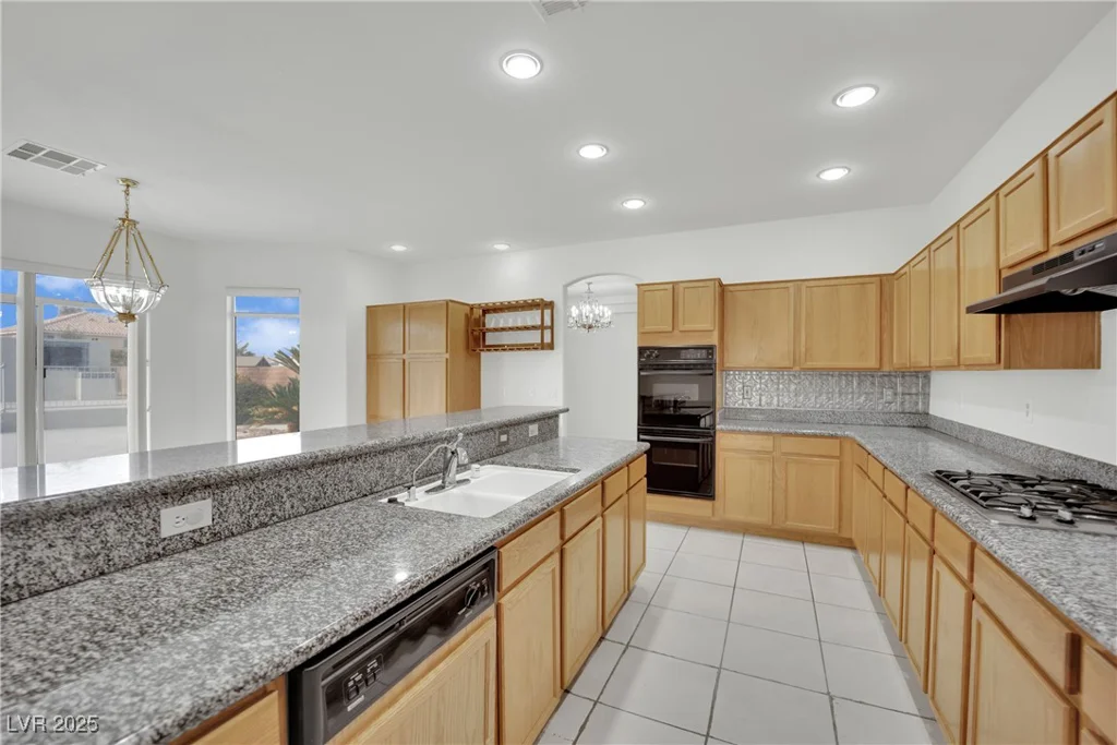 6927 Adobe Villa, Las Vegas, NV 89142