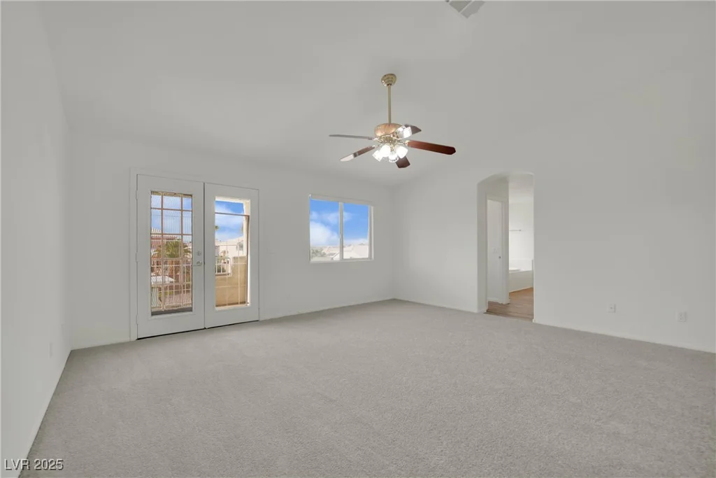 6927 Adobe Villa, Las Vegas, NV 89142