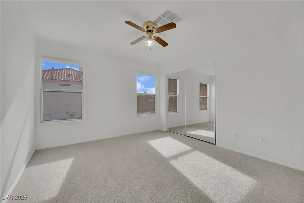 6927 Adobe Villa, Las Vegas, NV 89142