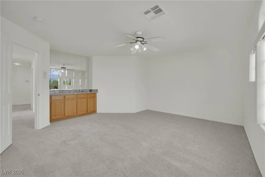 6927 Adobe Villa, Las Vegas, NV 89142