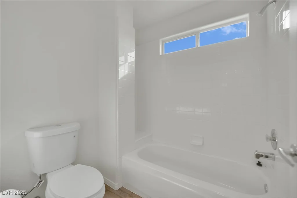 6927 Adobe Villa, Las Vegas, NV 89142