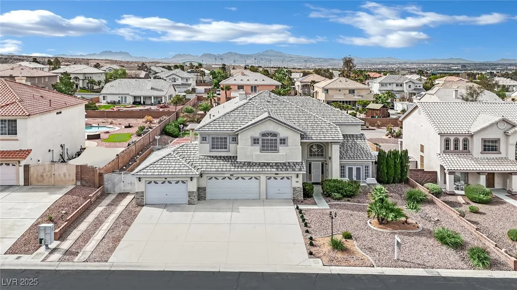6927 Adobe Villa, Las Vegas, NV 89142