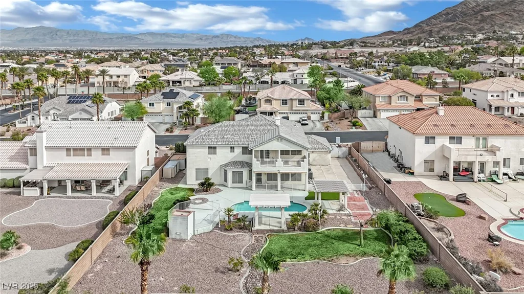 6927 Adobe Villa, Las Vegas, NV 89142