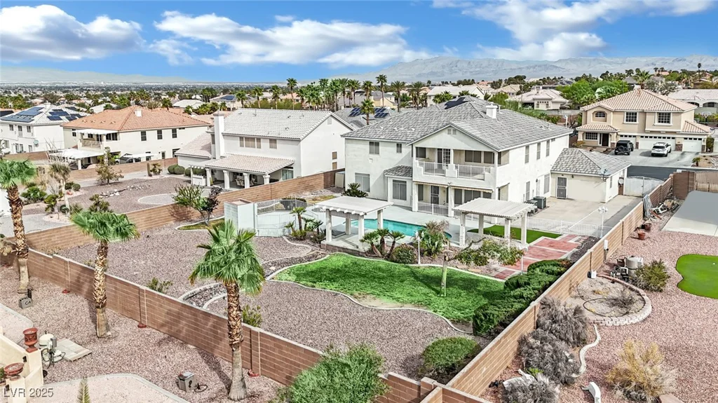 6927 Adobe Villa, Las Vegas, NV 89142