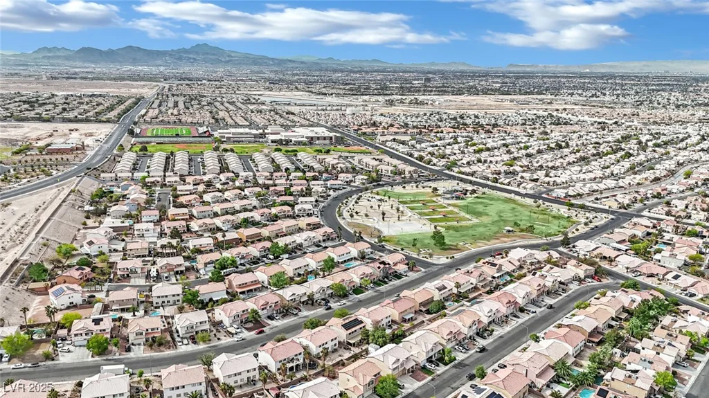 6927 Adobe Villa, Las Vegas, NV 89142