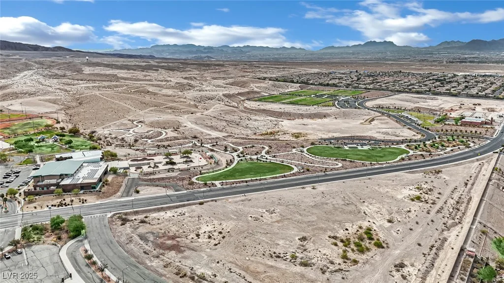 6927 Adobe Villa, Las Vegas, NV 89142