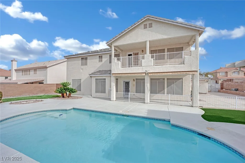6927 Adobe Villa, Las Vegas, NV 89142