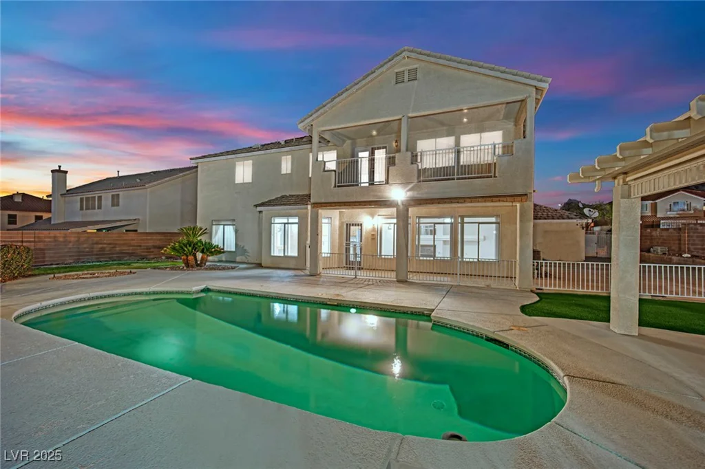 6927 Adobe Villa, Las Vegas, NV 89142
