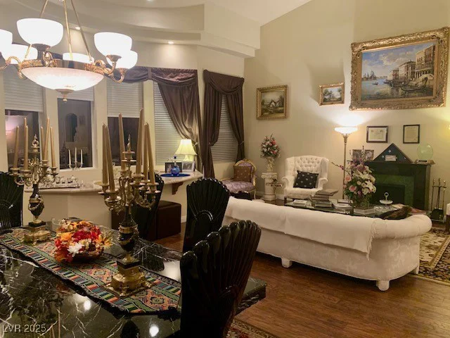 10657 San Vercelli, Las Vegas, NV 89141