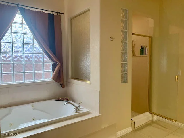 10657 San Vercelli, Las Vegas, NV 89141
