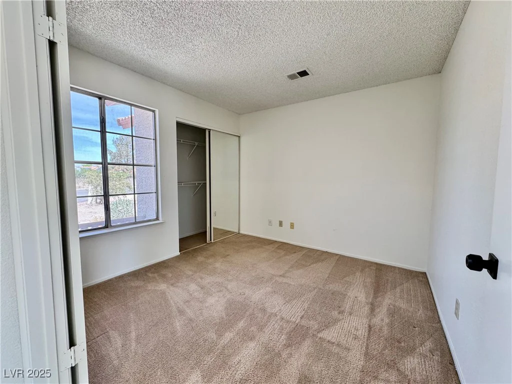 8072 Hackberry, Las Vegas, NV 89123