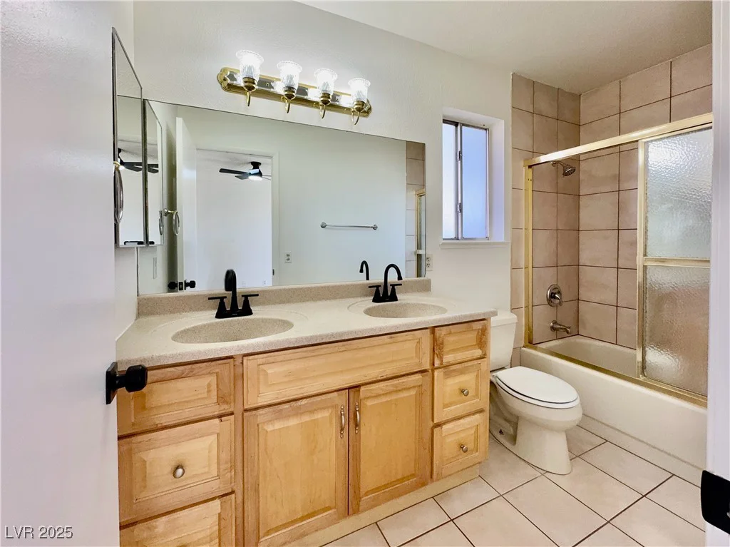 8072 Hackberry, Las Vegas, NV 89123
