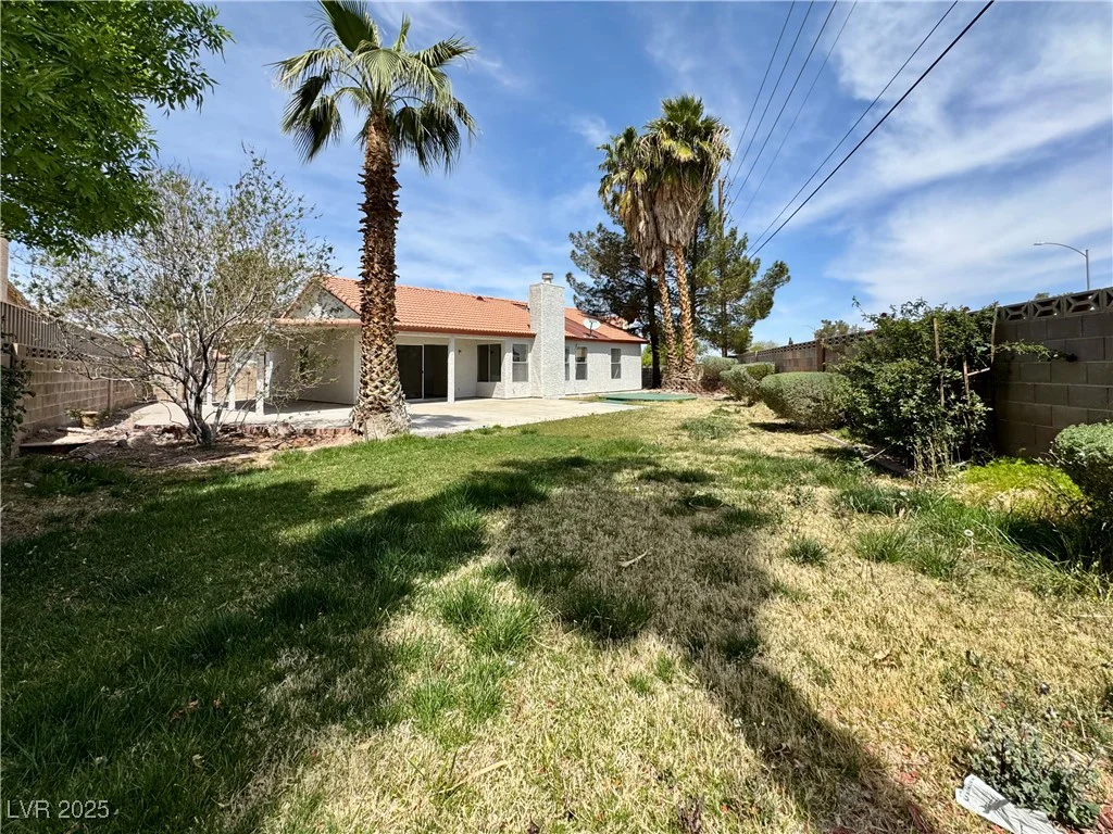 8072 Hackberry, Las Vegas, NV 89123