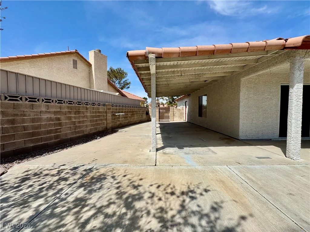 8072 Hackberry, Las Vegas, NV 89123