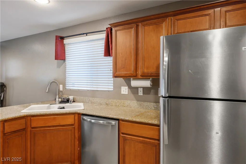 10235 Headrick, Las Vegas, NV 89166
