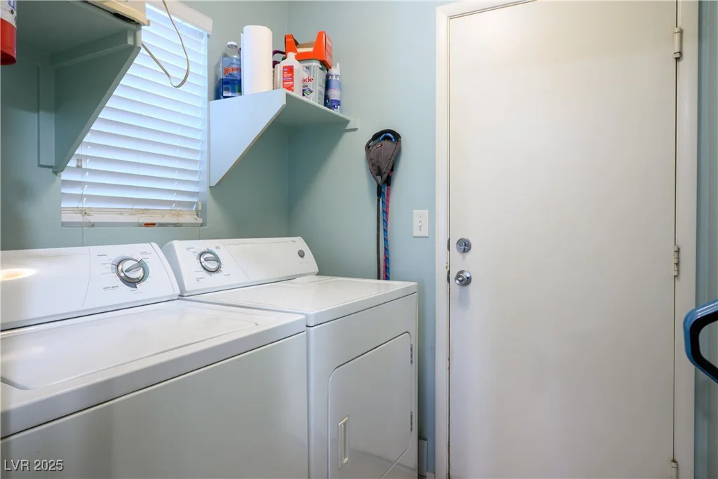 10235 Headrick, Las Vegas, NV 89166