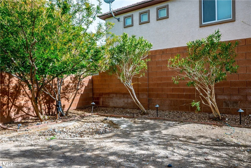 10235 Headrick, Las Vegas, NV 89166