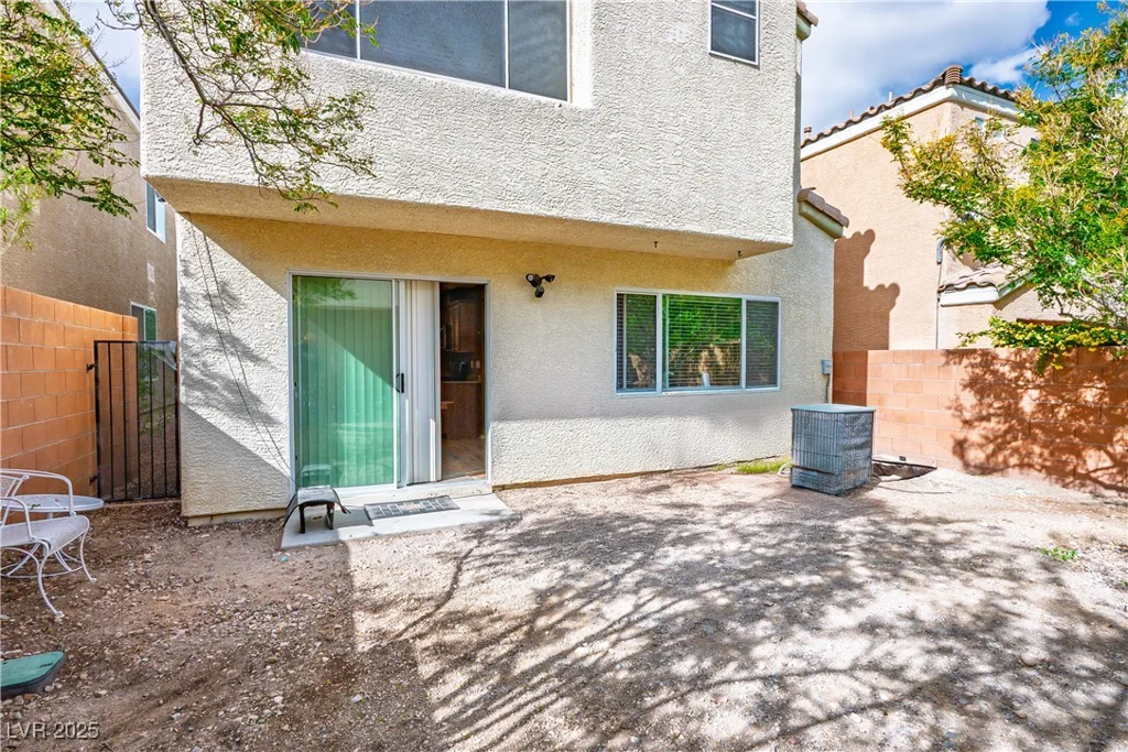 10235 Headrick, Las Vegas, NV 89166
