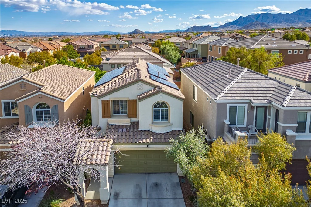 10235 Headrick, Las Vegas, NV 89166